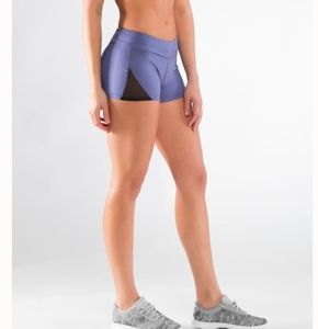 Virus stay cool data mesh short